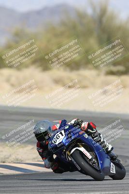 media/Dec-07-2025-CVMA (Sun) [[3e7d2de5dc]]/Race 8-Middleweight Shootout/